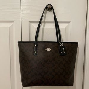 COACH city tote signature F36876